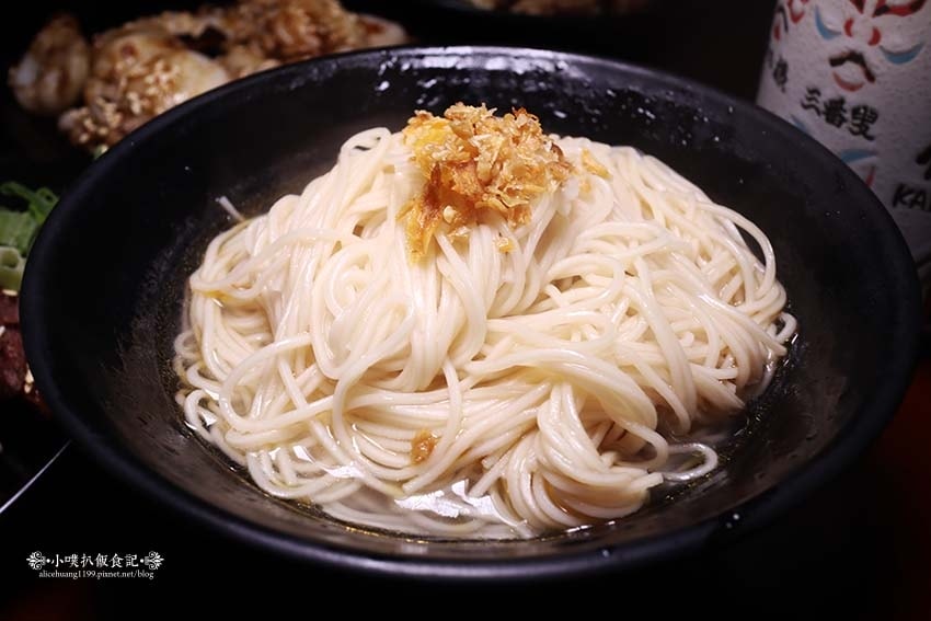 【士林夜市美食】『雞老闆桶仔雞士林夜市店』近劍潭站/壽星及消 【士林夜市美食】『雞老闆桶仔雞士林夜市店』近劍潭站/壽星及消