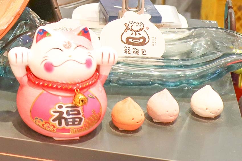 【永和小籠包】『籠飽包手作小籠包』樂華夜市美食必吃/現點現包 【永和小籠包】『籠飽包手作小籠包』樂華夜市美食必吃/現點現包