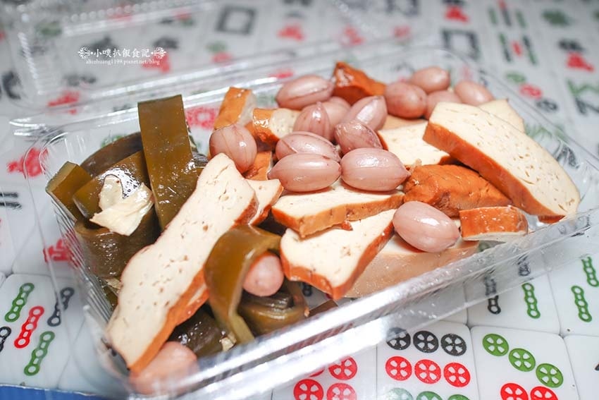 【永和小籠包】『籠飽包手作小籠包』樂華夜市美食必吃/現點現包 【永和小籠包】『籠飽包手作小籠包』樂華夜市美食必吃/現點現包