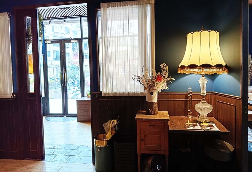 【新竹美食】『inBush-Bar,Cafe,Flower』 【新竹美食】『inBush-Bar,Cafe,Flower』