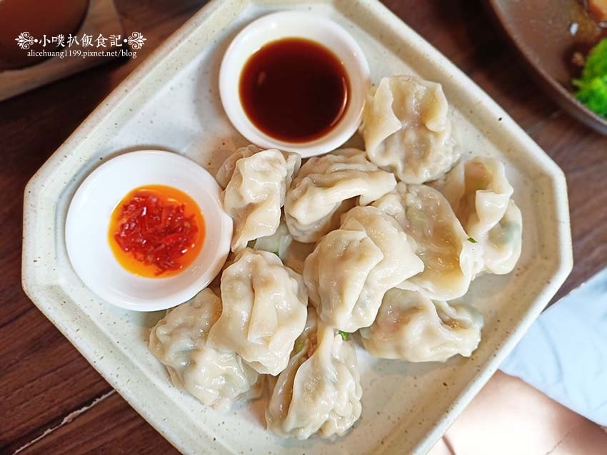 【新竹美食】『inBush-Bar,Cafe,Flower』 【新竹美食】『inBush-Bar,Cafe,Flower』