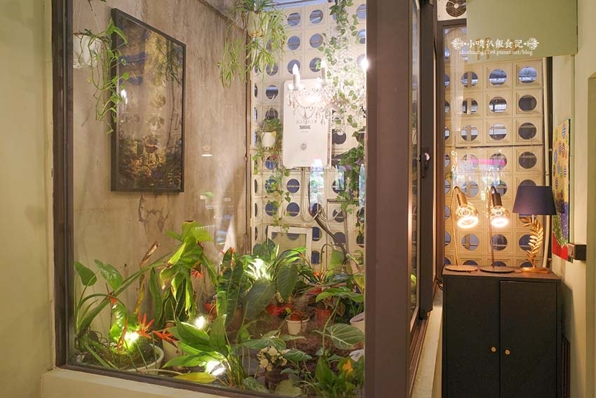 【中山不限時咖啡】『燈聚咖啡 TING ROOM CAFE』 【中山不限時咖啡】『燈聚咖啡 TING ROOM CAFE』