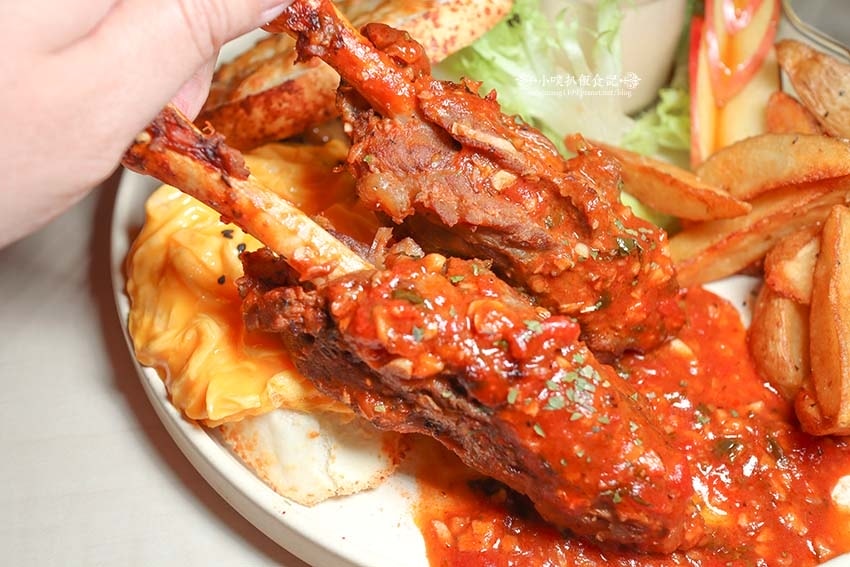 【中山不限時咖啡】『燈聚咖啡 TING ROOM CAFE』 【中山不限時咖啡】『燈聚咖啡 TING ROOM CAFE』