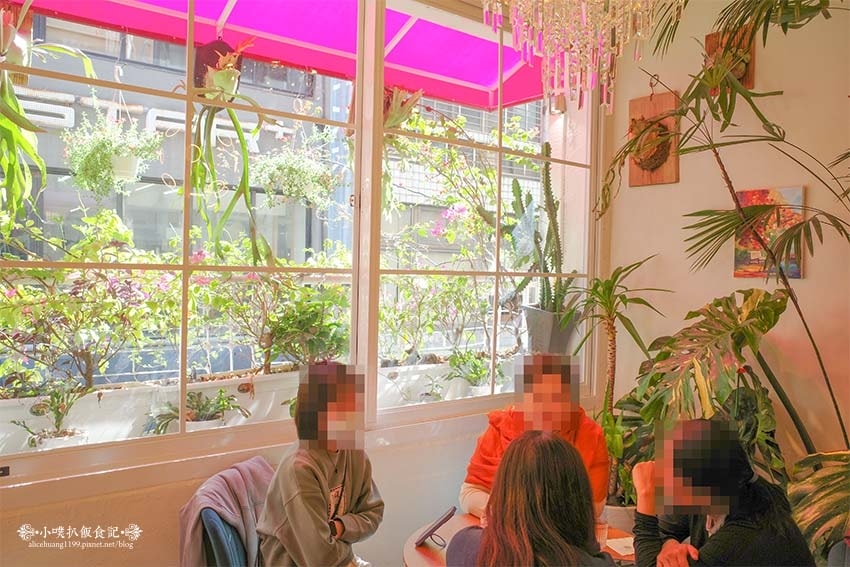 【中山不限時咖啡】『燈聚咖啡 TING ROOM CAFE』 【中山不限時咖啡】『燈聚咖啡 TING ROOM CAFE』