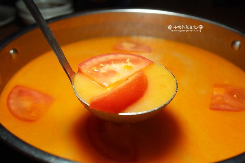 【台北美食】『梁湯火鍋』近南京復興站/正宗港式靚煲湯/明星藝 【台北美食】『梁湯火鍋』近南京復興站/正宗港式靚煲湯/明星藝