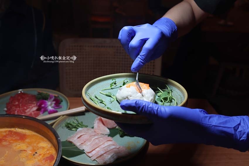 【台北美食】『梁湯火鍋』近南京復興站/正宗港式靚煲湯/明星藝 【台北美食】『梁湯火鍋』近南京復興站/正宗港式靚煲湯/明星藝