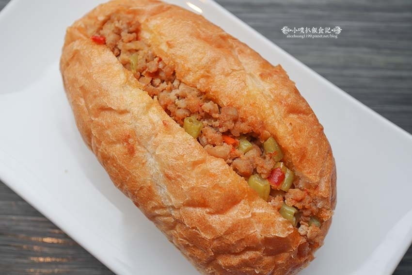 【士林美食】『Banana Blue Coffee士林店』近 【士林美食】『Banana Blue Coffee士林店』近