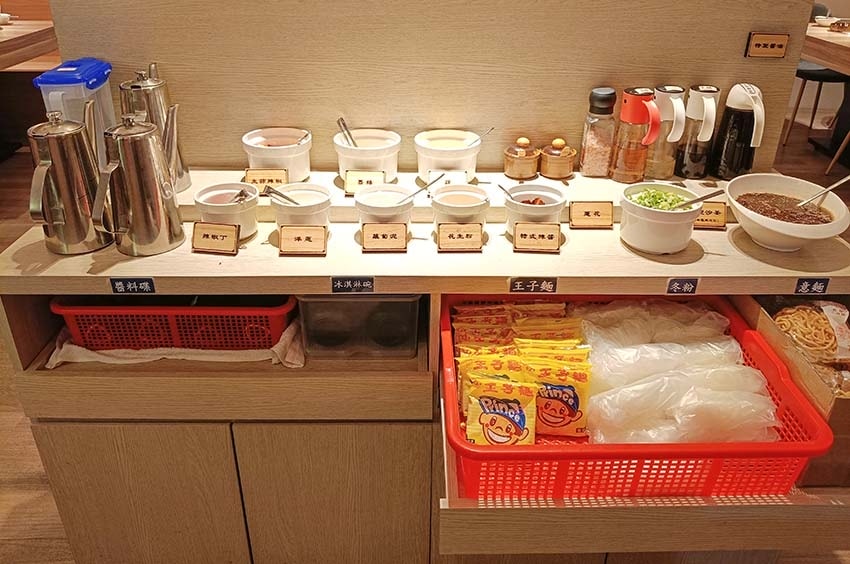 【中和火鍋】『匯川暖心鍋物』近中和站/平價、超高CP值鍋物店 【中和火鍋】『匯川暖心鍋物』近中和站/平價、超高CP值鍋物店