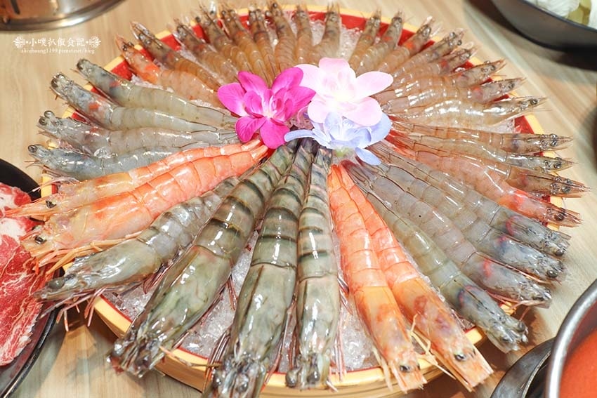 【中和火鍋】『匯川暖心鍋物』近中和站/平價、超高CP值鍋物店 【中和火鍋】『匯川暖心鍋物』近中和站/平價、超高CP值鍋物店