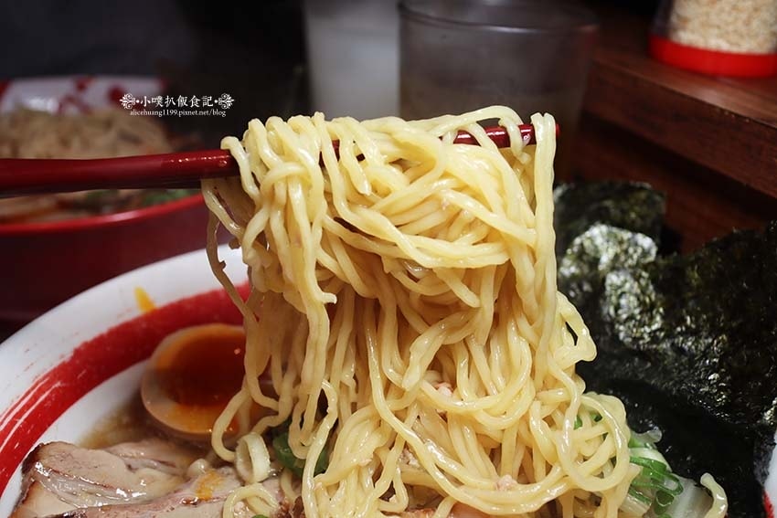 【中山區拉麵】『誠屋拉麵』近雙連站/來自日本大阪的正宗拉麵/ 【中山區拉麵】『誠屋拉麵』近雙連站/來自日本大阪的正宗拉麵/