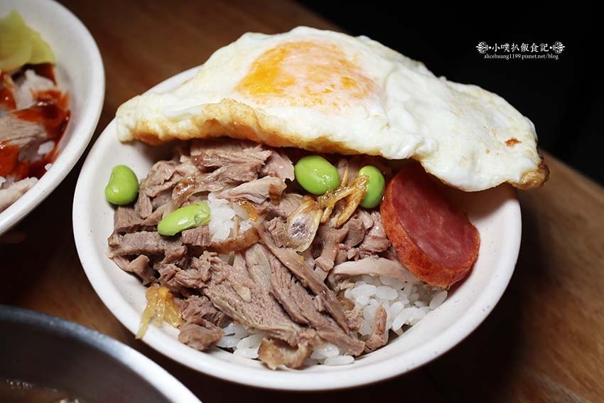 【永和美食】『鐘點棧 當歸鴨 台北樂華夜市總店』樂華夜市銅板 【永和美食】『鐘點棧 當歸鴨 台北樂華夜市總店』樂華夜市銅板