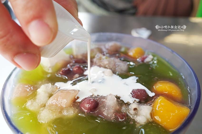 【高雄鼓山美食】『阿Q凍圓』近巨蛋站、瑞豐夜市/食尚玩家各大 【高雄鼓山美食】『阿Q凍圓』近巨蛋站、瑞豐夜市/食尚玩家各大