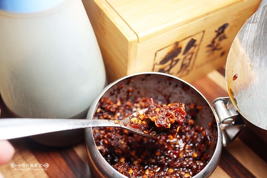 【中和美食】『賴桑透抽蚵仔麵線 中和店』近中和站/澎派浮誇麵 【中和美食】『賴桑透抽蚵仔麵線 中和店』近中和站/澎派浮誇麵