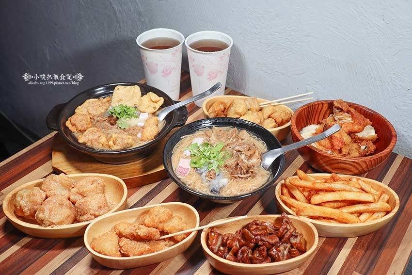 【中和美食】『賴桑透抽蚵仔麵線 中和店』近中和站/澎派浮誇麵 【中和美食】『賴桑透抽蚵仔麵線 中和店』近中和站/澎派浮誇麵