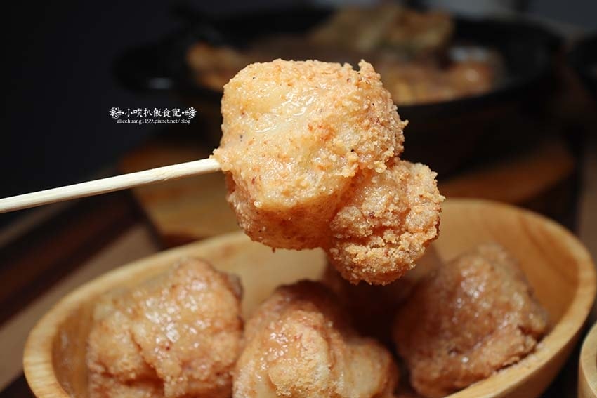 【中和美食】『賴桑透抽蚵仔麵線 中和店』近中和站/澎派浮誇麵 【中和美食】『賴桑透抽蚵仔麵線 中和店』近中和站/澎派浮誇麵