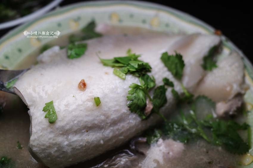 【台南美食】『阿憨鹹粥』近台南轉運站/台南在地人美食小吃早餐 【台南美食】『阿憨鹹粥』近台南轉運站/台南在地人美食小吃早餐