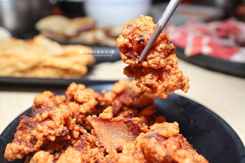 【蘆洲平價火鍋】『享初火鍋』近三民高中站/12種精心熬煮湯底 【蘆洲平價火鍋】『享初火鍋』近三民高中站/12種精心熬煮湯底