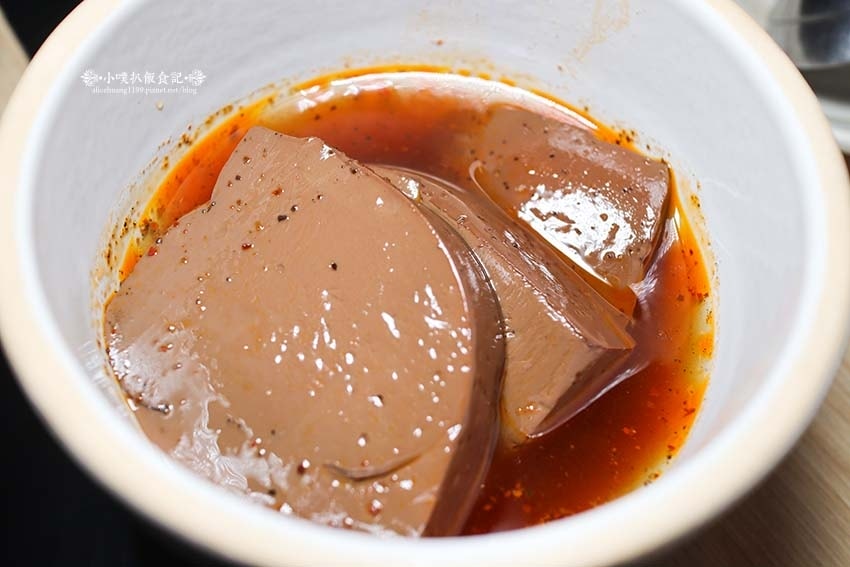 【蘆洲平價火鍋】『享初火鍋』近三民高中站/12種精心熬煮湯底 【蘆洲平價火鍋】『享初火鍋』近三民高中站/12種精心熬煮湯底