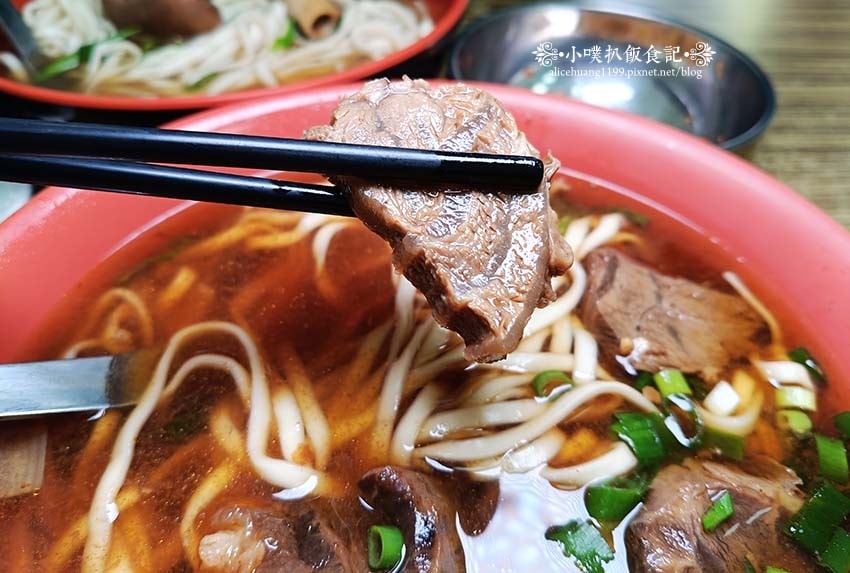 【高雄美食】『高雄手工外省麵-華榮路』近巨蛋站、瑞豐夜市/在 【高雄美食】『高雄手工外省麵-華榮路』近巨蛋站、瑞豐夜市/在