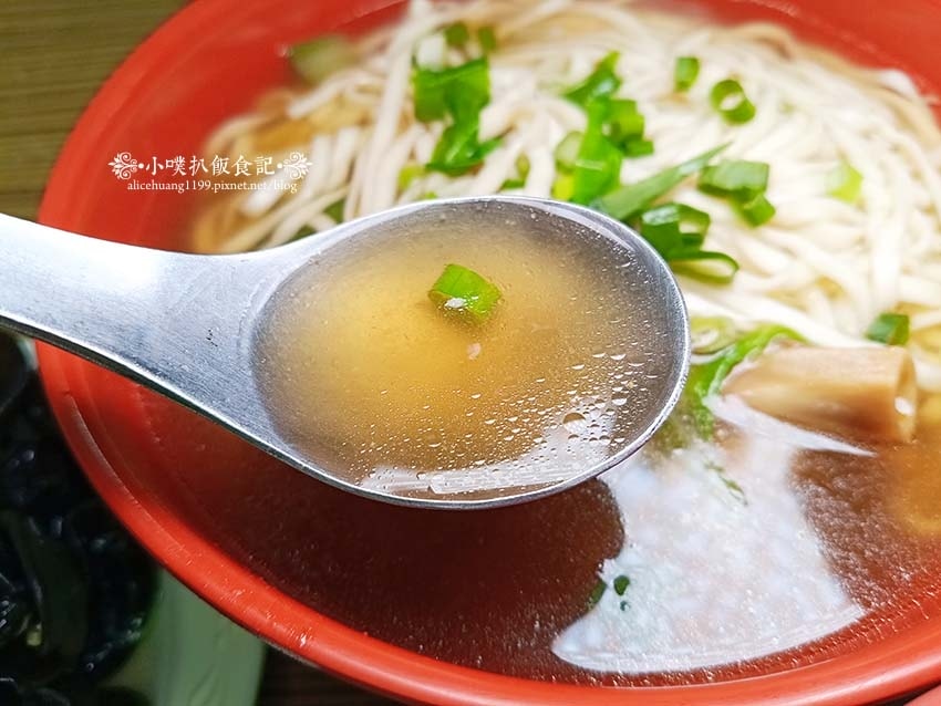 【高雄美食】『高雄手工外省麵-華榮路』近巨蛋站、瑞豐夜市/在 【高雄美食】『高雄手工外省麵-華榮路』近巨蛋站、瑞豐夜市/在