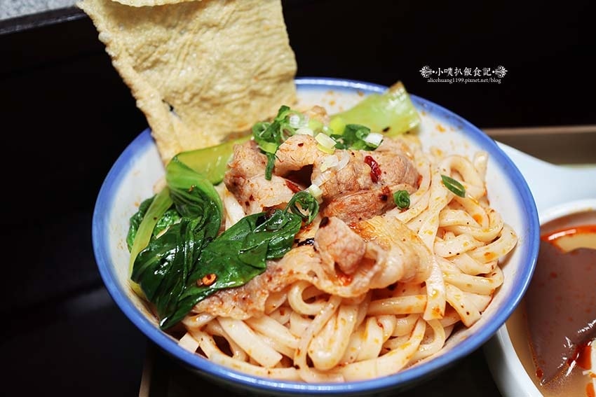 【信義區美食】『螺螄福Rose food正宗柳州螺螄粉 信義 【信義區美食】『螺螄福Rose food正宗柳州螺螄粉 信義