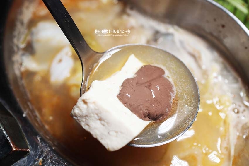 【台北麻辣火鍋】『瓦法奇朵(W.麻辣BAR)放感情』近台北車 【台北麻辣火鍋】『瓦法奇朵(W.麻辣BAR)放感情』近台北車