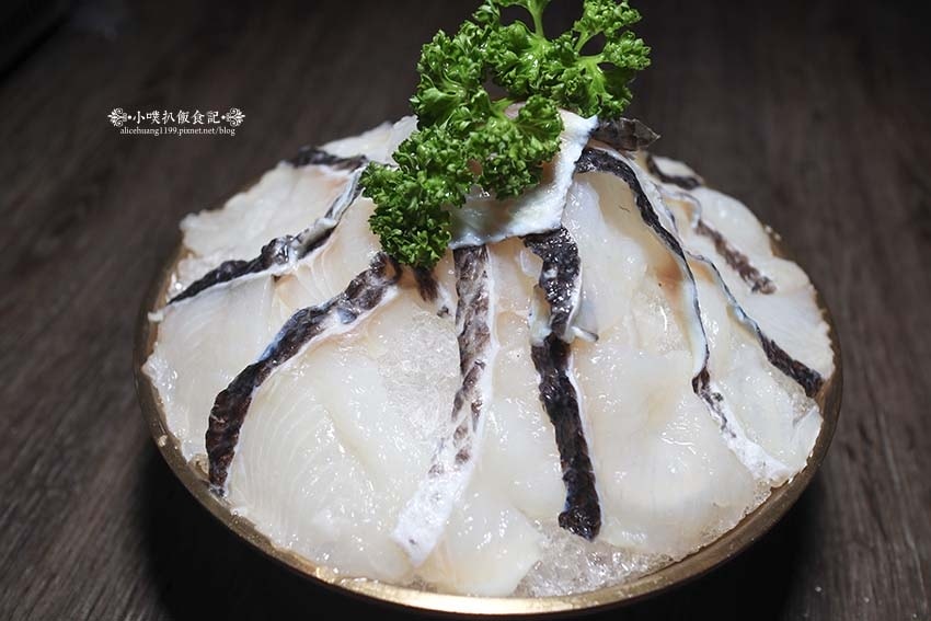 【台北麻辣火鍋】『瓦法奇朵(W.麻辣BAR)放感情』近台北車 【台北麻辣火鍋】『瓦法奇朵(W.麻辣BAR)放感情』近台北車