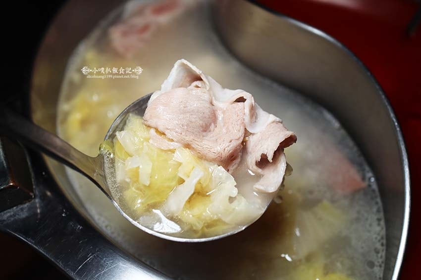 【台北麻辣火鍋】『瓦法奇朵(W.麻辣BAR)放感情』近台北車 【台北麻辣火鍋】『瓦法奇朵(W.麻辣BAR)放感情』近台北車