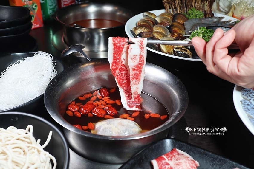 【北投美食】『丰明殿 第一涮涮鍋殿堂-明德殿』近明德站/北投 【北投美食】『丰明殿 第一涮涮鍋殿堂-明德殿』近明德站/北投