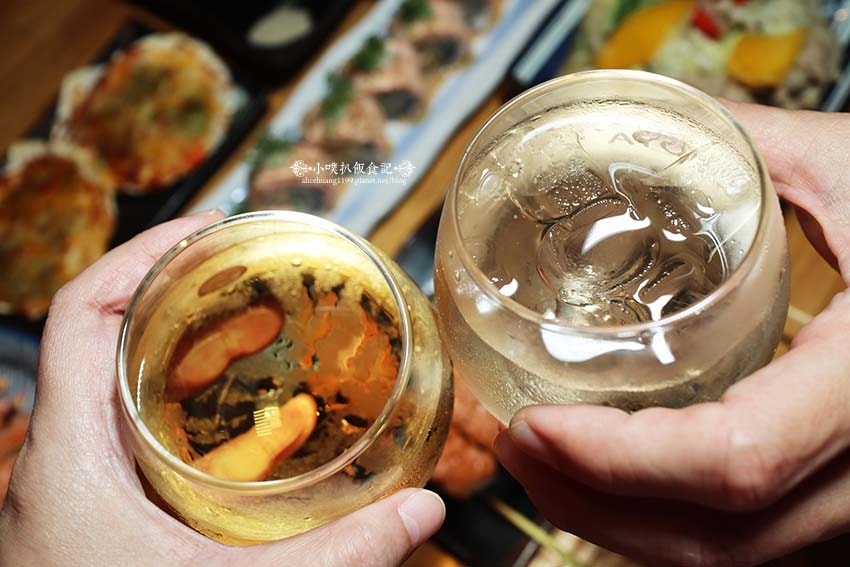 【台北居酒屋推薦】『玖酒井食事町』近忠孝復興站/暢飲放題喝到 【台北居酒屋推薦】『玖酒井食事町』近忠孝復興站/暢飲放題喝到