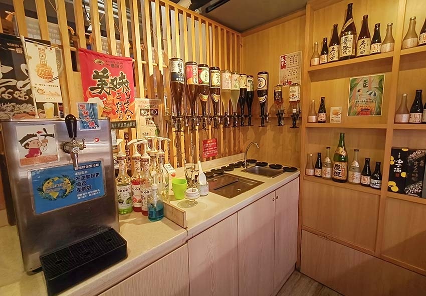 【台北居酒屋推薦】『玖酒井食事町』近忠孝復興站/暢飲放題喝到 【台北居酒屋推薦】『玖酒井食事町』近忠孝復興站/暢飲放題喝到