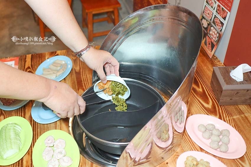 【台北美食】『螺螄福Rose food正宗柳州螺螄鴛鴦石頭火 【台北美食】『螺螄福Rose food正宗柳州螺螄鴛鴦石頭火