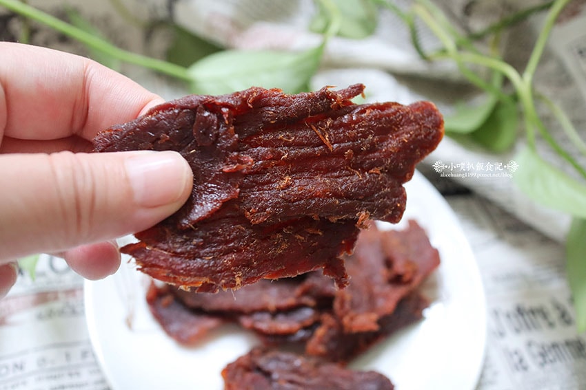 【永和民治街市場美食】『卡吉牛羊肉品專賣店(國產牛專賣店)』 【永和民治街市場美食】『卡吉牛羊肉品專賣店(國產牛專賣店)』