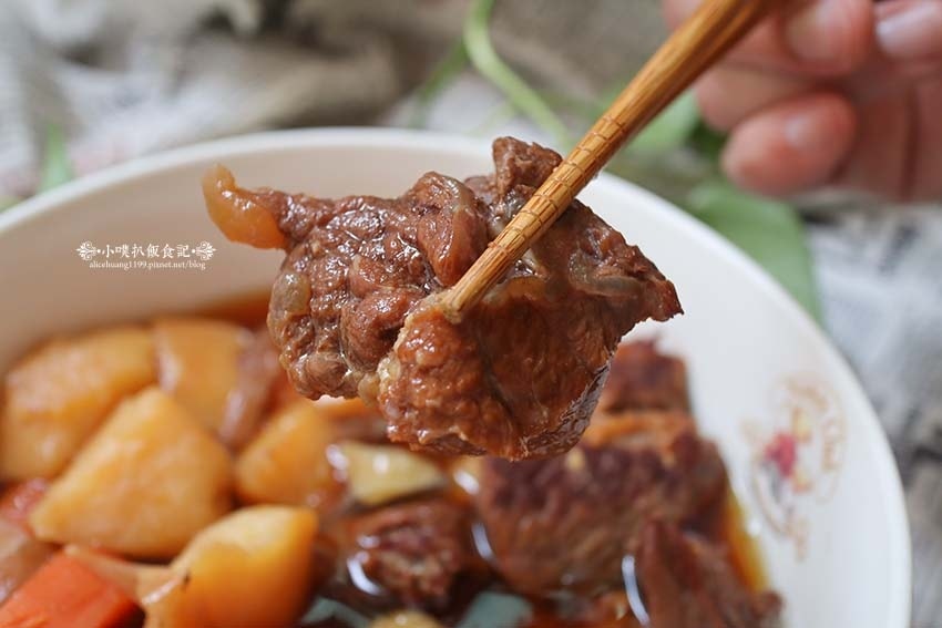 【永和民治街市場美食】『卡吉牛羊肉品專賣店(國產牛專賣店)』 【永和民治街市場美食】『卡吉牛羊肉品專賣店(國產牛專賣店)』