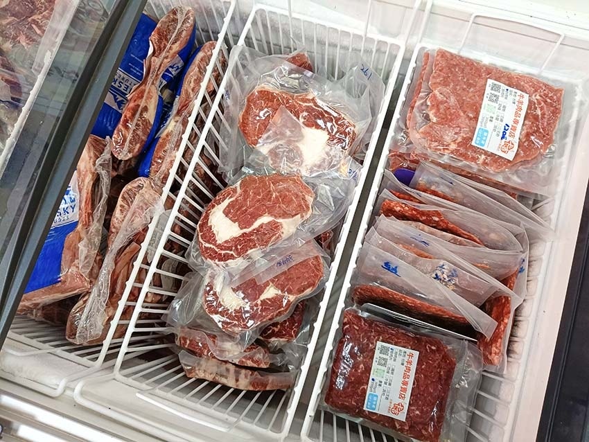 【永和民治街市場美食】『卡吉牛羊肉品專賣店(國產牛專賣店)』 【永和民治街市場美食】『卡吉牛羊肉品專賣店(國產牛專賣店)』