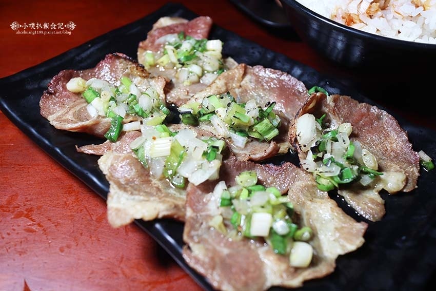 【台北文山區美食】『雞老闆桶仔雞 萬隆店』近萬隆站/當月壽星 【台北文山區美食】『雞老闆桶仔雞 萬隆店』近萬隆站/當月壽星