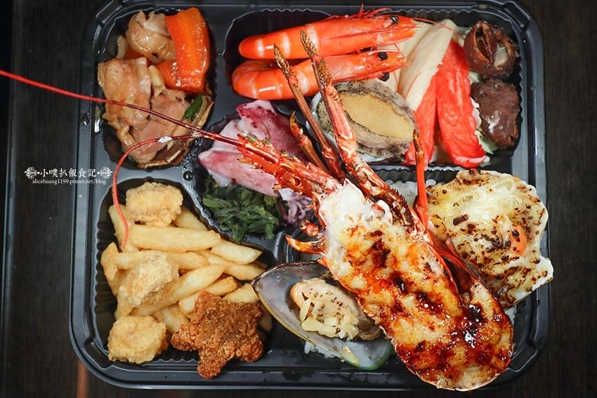 【中和興南夜市美食】『鱻食堂龍蝦粥』近南勢角站/預約制龍蝦便 【中和興南夜市美食】『鱻食堂龍蝦粥』近南勢角站/預約制龍蝦便