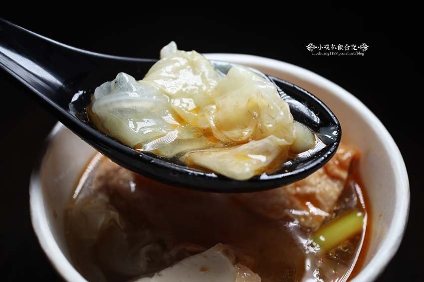 【中和興南夜市美食】『鱻食堂龍蝦粥』近南勢角站/預約制龍蝦便 【中和興南夜市美食】『鱻食堂龍蝦粥』近南勢角站/預約制龍蝦便