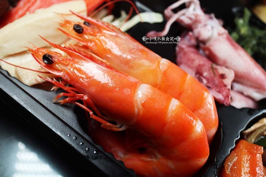 【中和興南夜市美食】『鱻食堂龍蝦粥』近南勢角站/預約制龍蝦便 【中和興南夜市美食】『鱻食堂龍蝦粥』近南勢角站/預約制龍蝦便