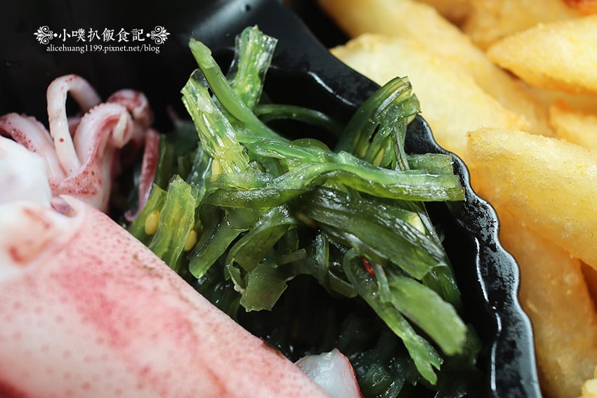 【中和興南夜市美食】『鱻食堂龍蝦粥』近南勢角站/預約制龍蝦便 【中和興南夜市美食】『鱻食堂龍蝦粥』近南勢角站/預約制龍蝦便