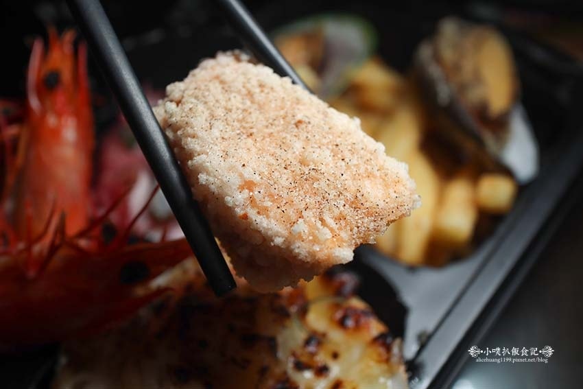 【中和興南夜市美食】『鱻食堂龍蝦粥』近南勢角站/預約制龍蝦便 【中和興南夜市美食】『鱻食堂龍蝦粥』近南勢角站/預約制龍蝦便