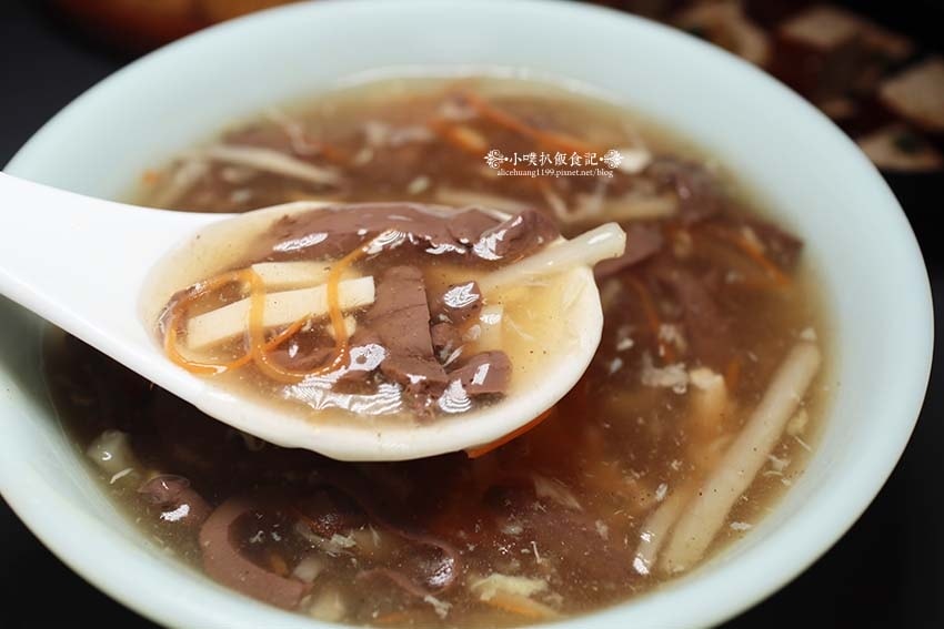 【板橋美食】『津菁炒飯』近新埔站/不用再到無菜單鐵板燒吃炒飯 【板橋美食】『津菁炒飯』近新埔站/不用再到無菜單鐵板燒吃炒飯