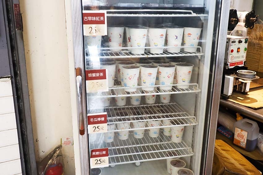 【板橋美食】『津菁炒飯』近新埔站/不用再到無菜單鐵板燒吃炒飯 【板橋美食】『津菁炒飯』近新埔站/不用再到無菜單鐵板燒吃炒飯