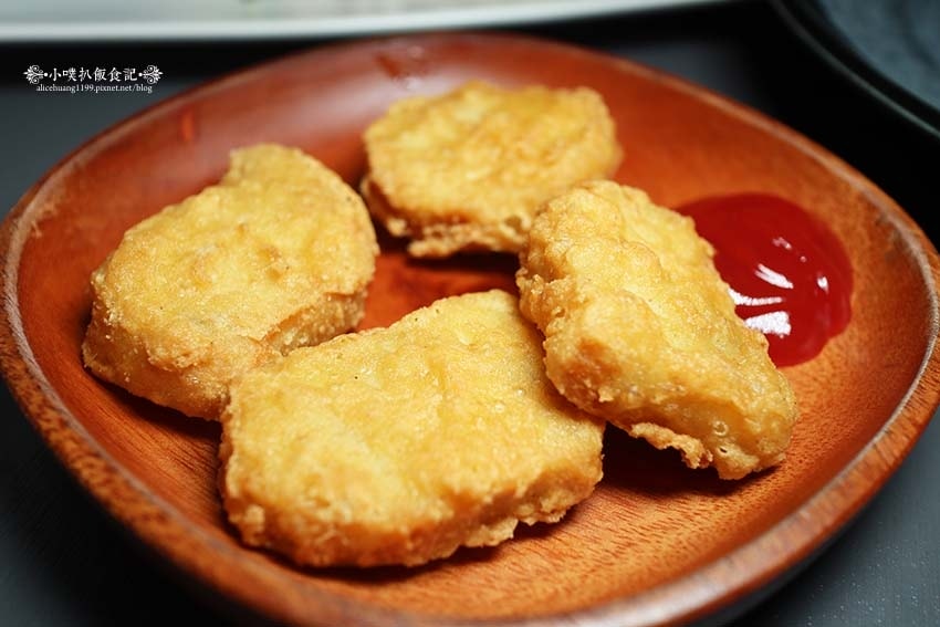 【板橋美食】『津菁炒飯』近新埔站/不用再到無菜單鐵板燒吃炒飯 【板橋美食】『津菁炒飯』近新埔站/不用再到無菜單鐵板燒吃炒飯