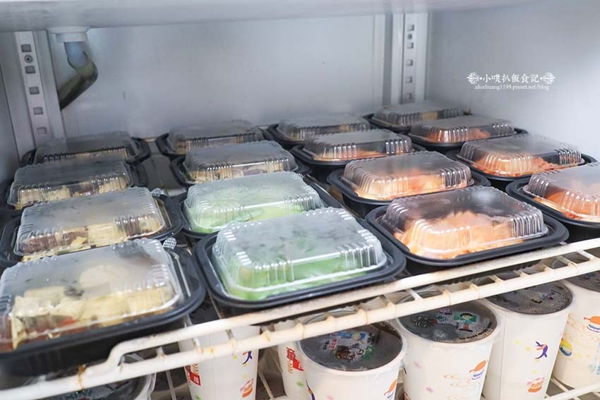 【板橋美食】『津菁炒飯』近新埔站/不用再到無菜單鐵板燒吃炒飯 【板橋美食】『津菁炒飯』近新埔站/不用再到無菜單鐵板燒吃炒飯