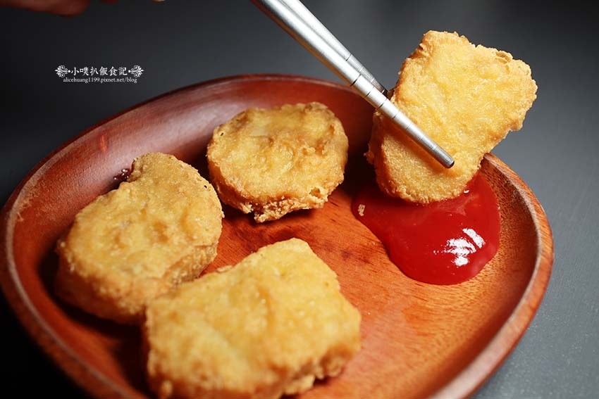 【板橋美食】『津菁炒飯』近新埔站/不用再到無菜單鐵板燒吃炒飯 【板橋美食】『津菁炒飯』近新埔站/不用再到無菜單鐵板燒吃炒飯