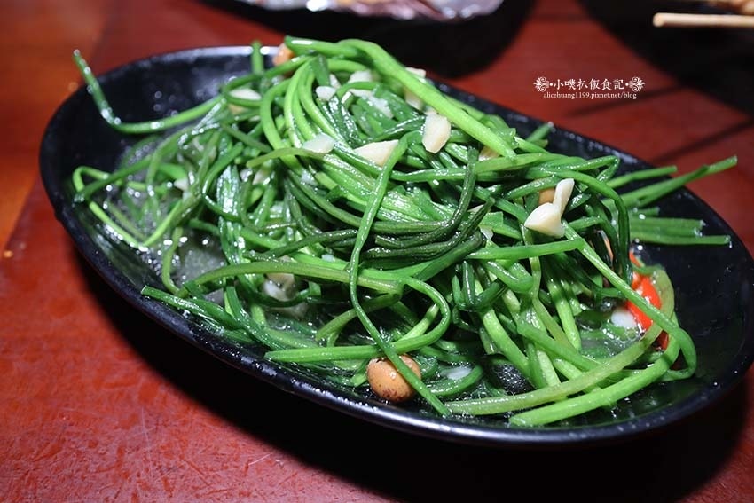 【南京復興美食】『雞老闆桶仔雞 長春店』近南京復興站/壽星及 【南京復興美食】『雞老闆桶仔雞 長春店』近南京復興站/壽星及