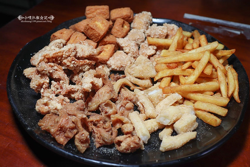 【南京復興美食】『雞老闆桶仔雞 長春店』近南京復興站/壽星及 【南京復興美食】『雞老闆桶仔雞 長春店』近南京復興站/壽星及