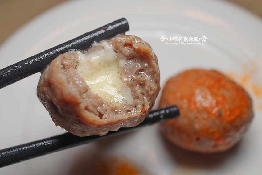 【內湖火鍋推薦】『四川龍府』近葫洲站/生日壽星幾歲就送幾隻蝦 【內湖火鍋推薦】『四川龍府』近葫洲站/生日壽星幾歲就送幾隻蝦