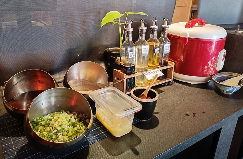 【內湖火鍋推薦】『四川龍府』近葫洲站/生日壽星幾歲就送幾隻蝦 【內湖火鍋推薦】『四川龍府』近葫洲站/生日壽星幾歲就送幾隻蝦